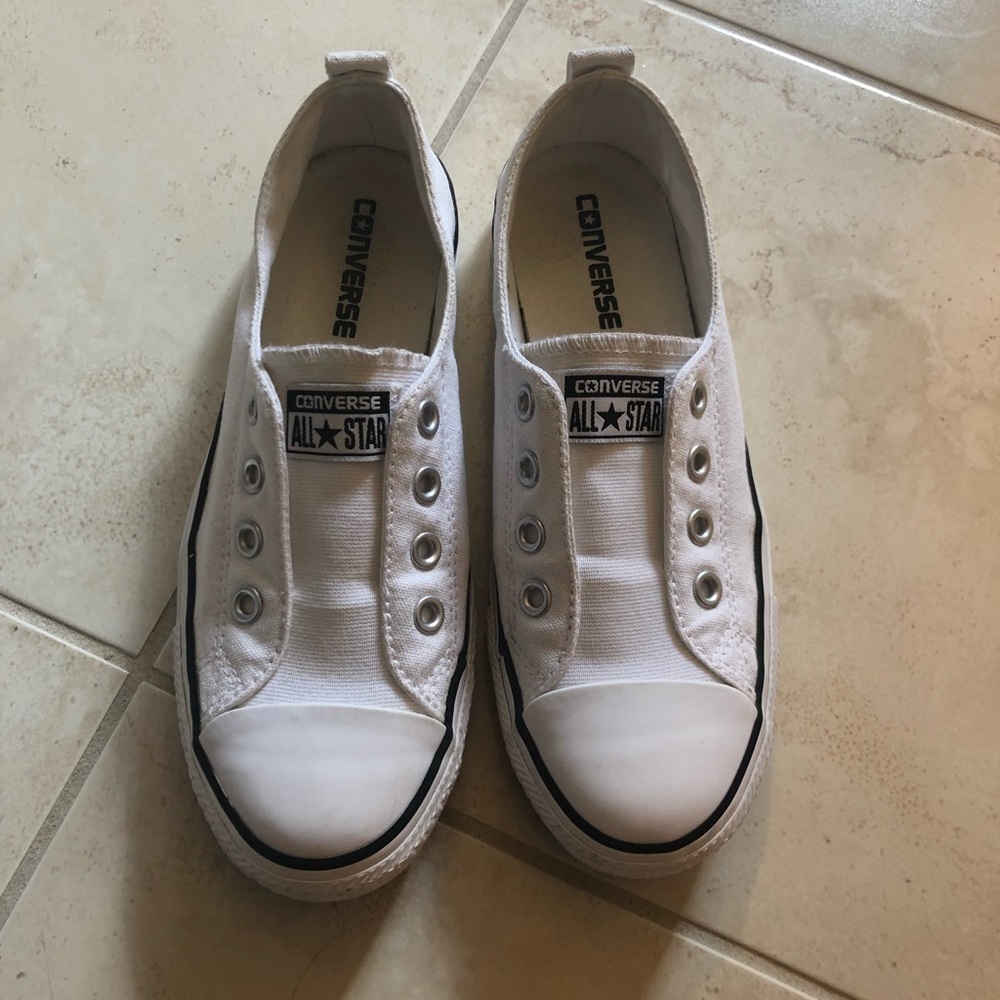 White slip on Converse. Size 8